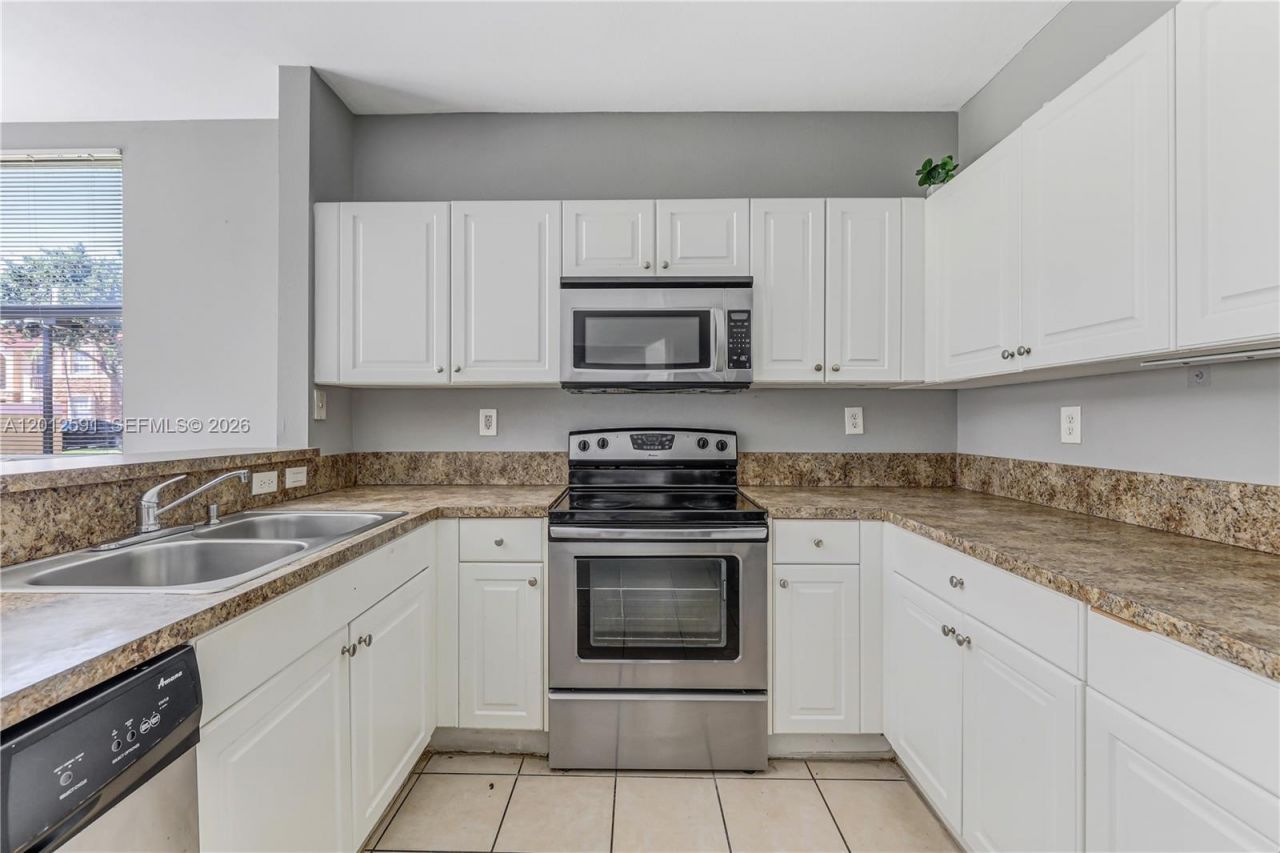 3375 NE 15th Dr , Unit 102-12, Homestead, FL 33033 Photo