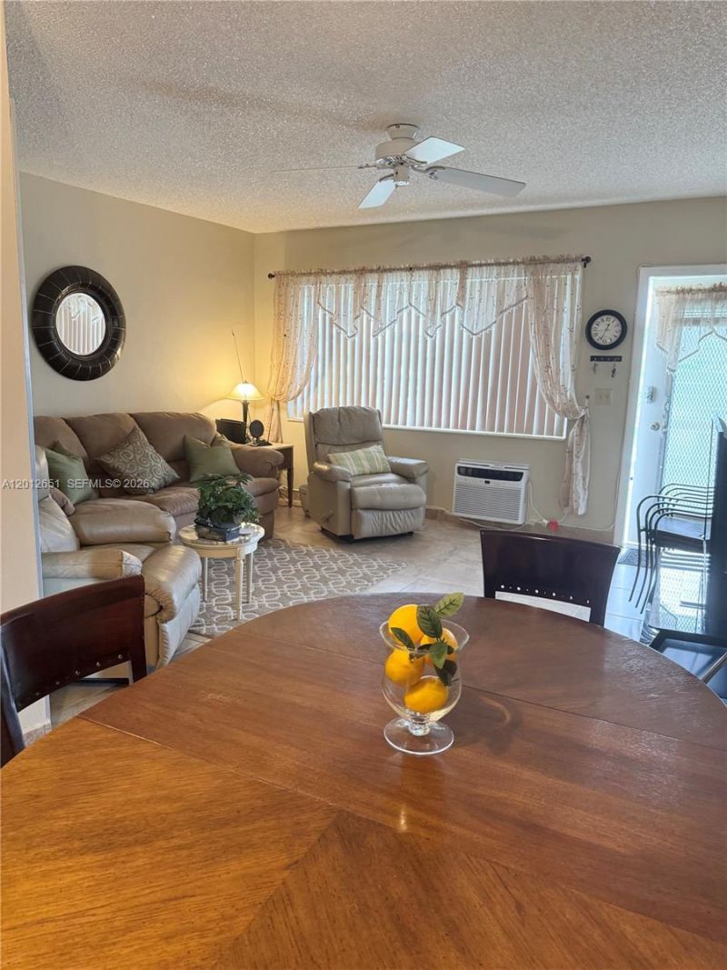 900 Atlantic Shores Blvd , Unit 220, Hallandale Beach, FL 33009 Photo