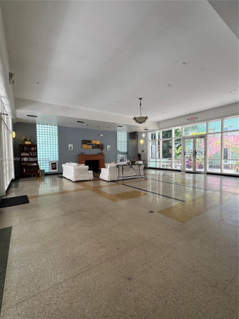 1460 Ocean Dr, Unit 208, Miami Beach, FL 33139 Photo