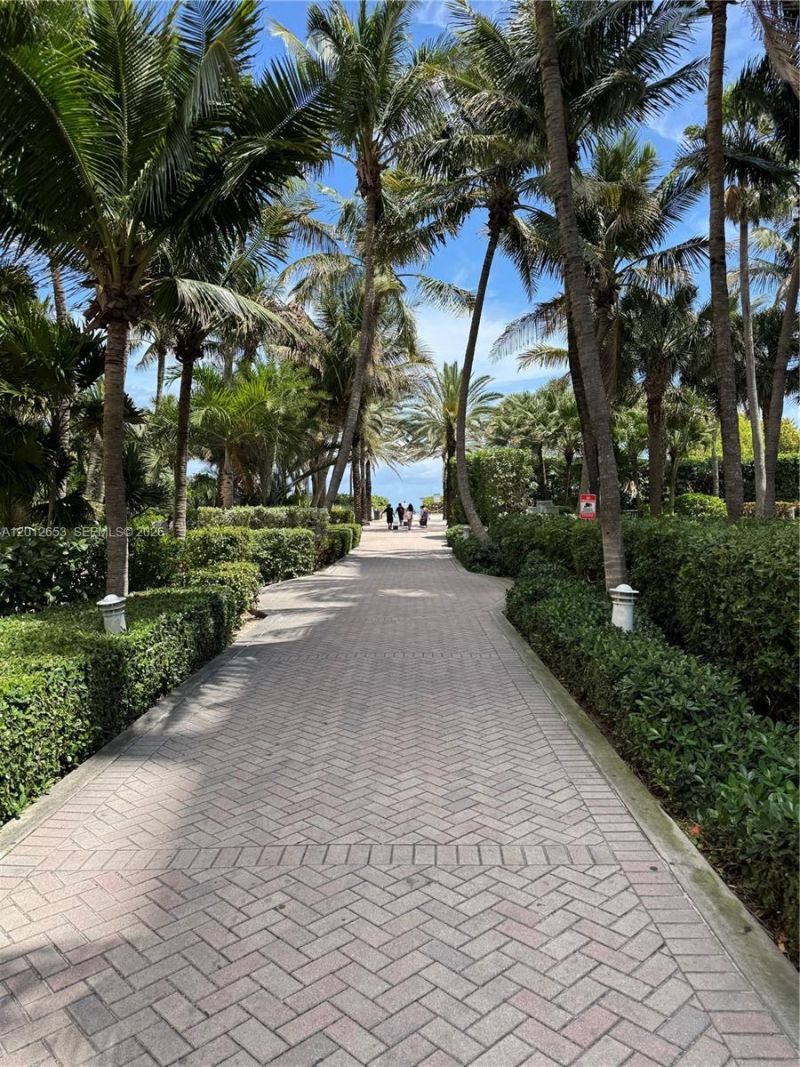1460 Ocean Dr, Unit 208, Miami Beach, FL 33139 Photo