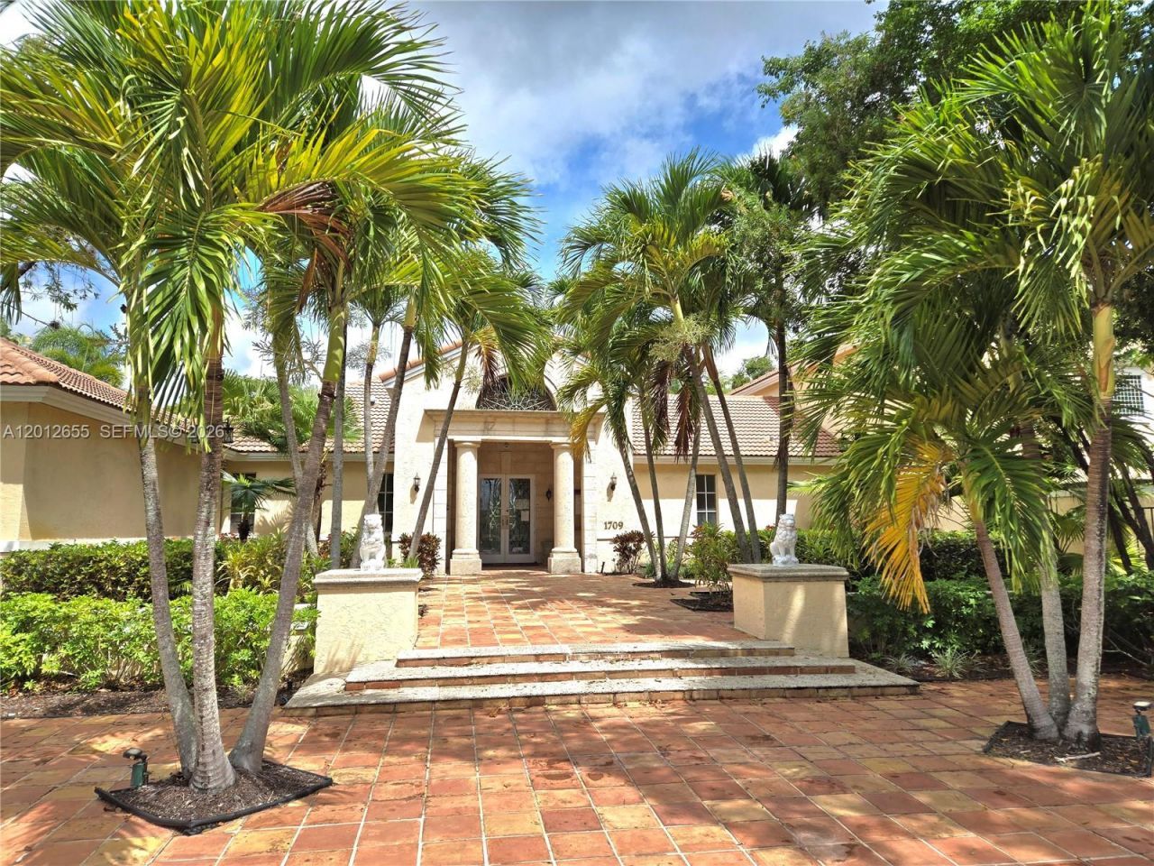 1715 Village Blvd, Unit 205, West Palm Beach, FL 33409 Photo