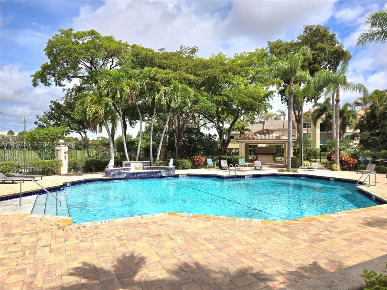 1715 Village Blvd, Unit 205, West Palm Beach, FL 33409 Photo