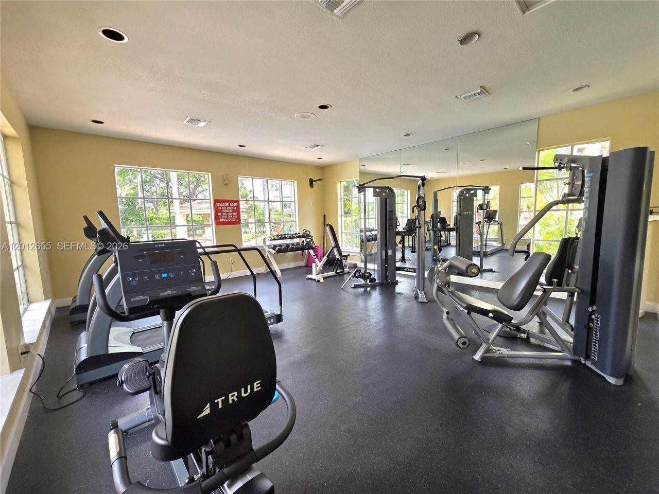 1715 Village Blvd, Unit 205, West Palm Beach, FL 33409 Photo