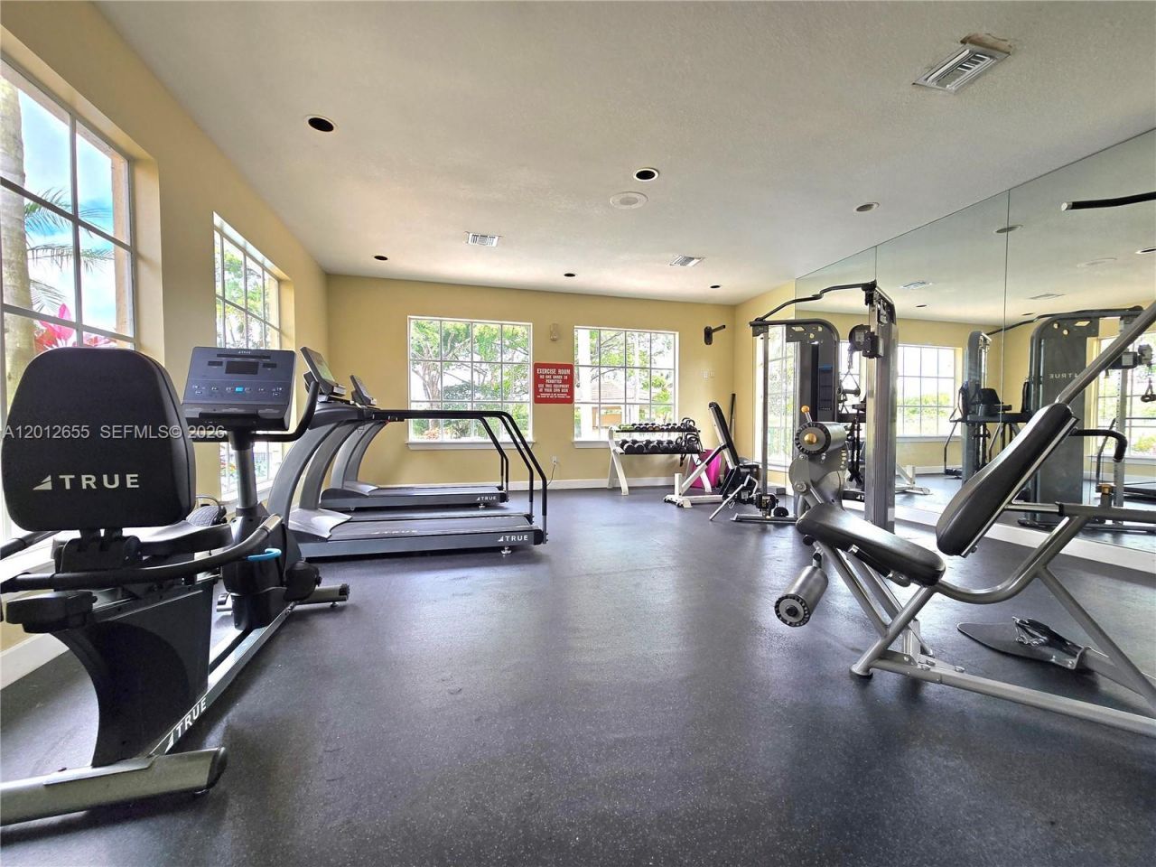 1715 Village Blvd, Unit 205, West Palm Beach, FL 33409 Photo
