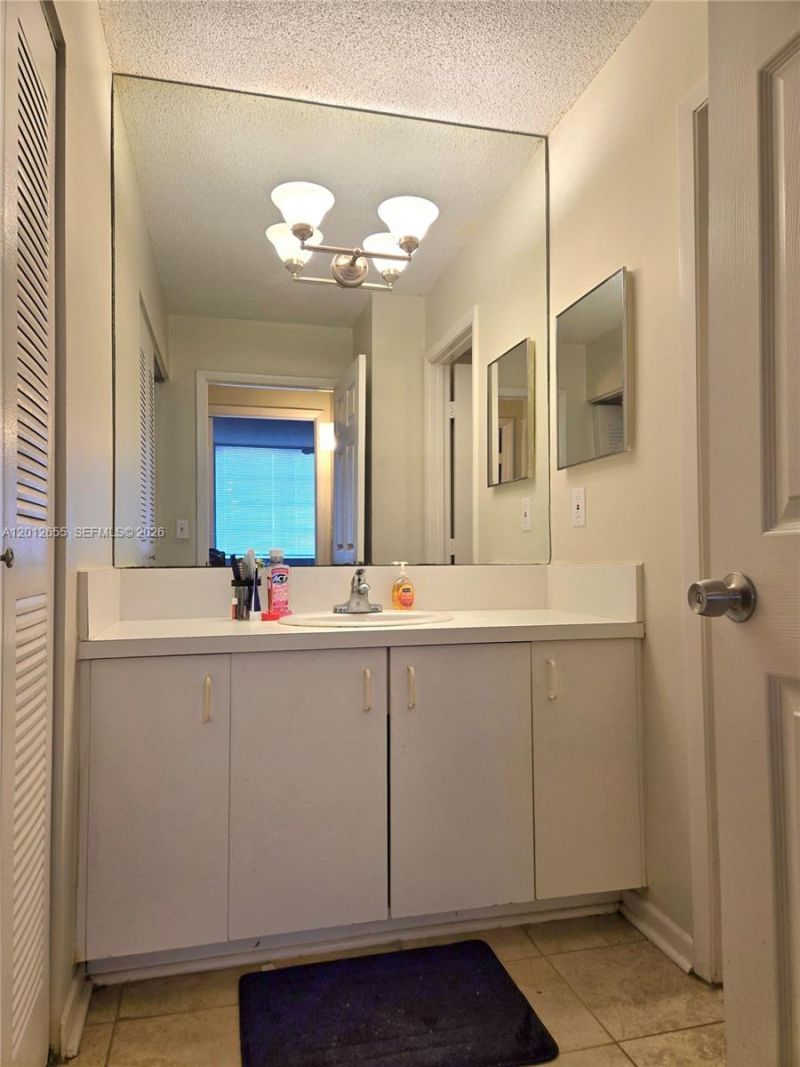 1715 Village Blvd, Unit 205, West Palm Beach, FL 33409 Photo