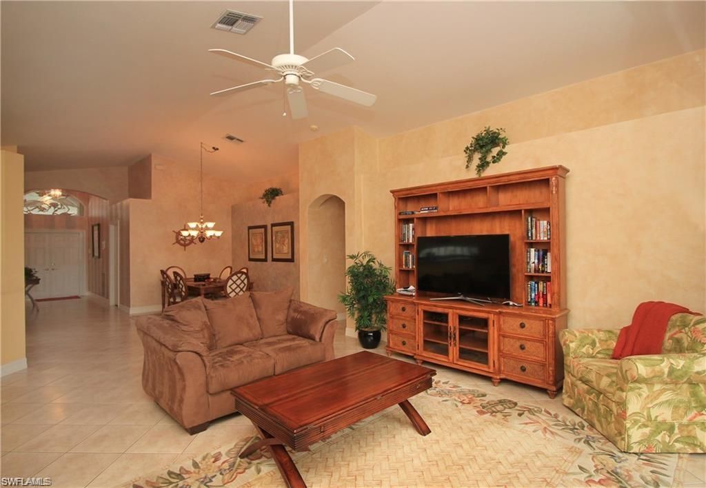 2322 Butterfly Palm Dr, Naples, FL 34119 Photo