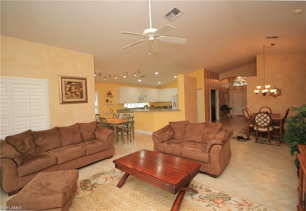 2322 Butterfly Palm Dr, Naples, FL 34119 Photo