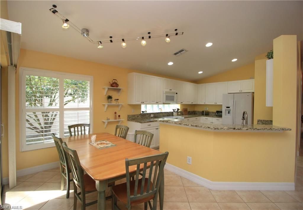 2322 Butterfly Palm Dr, Naples, FL 34119 Photo