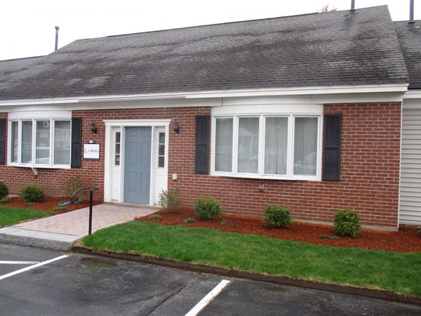 40 South River Road, Unit 12, Bedford, NH 03110