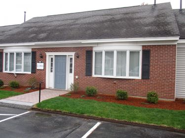 40 South River Road, Unit 12, Bedford, NH 03110