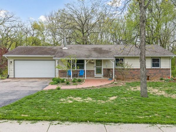1720 Algonquin Drive, Baraboo, WI 53913