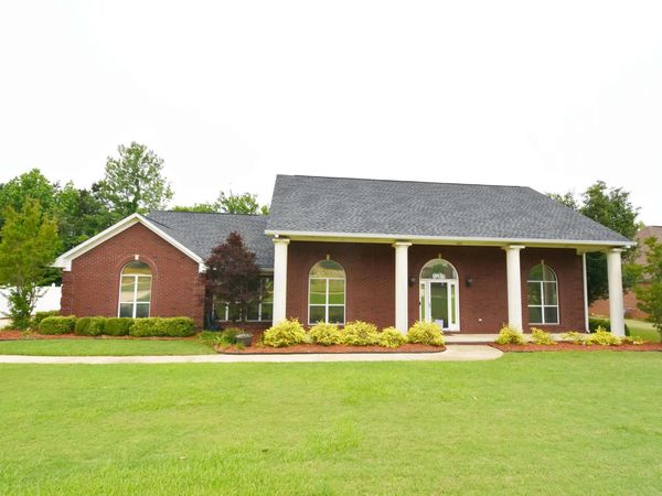 425 Valley Vista Dr., Tupelo, MS 38801