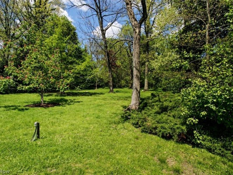 19001 Shelburne Road, Shaker Heights, OH 44118 Photo 19