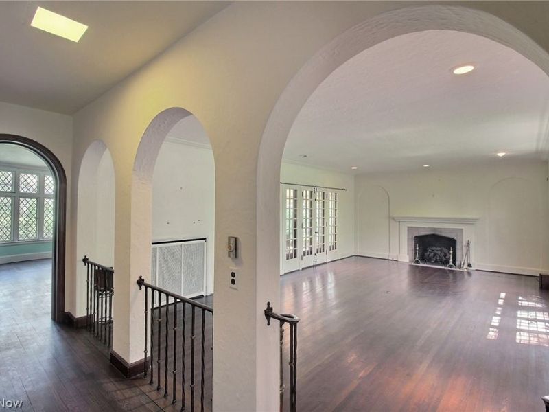 19001 Shelburne Road, Shaker Heights, OH 44118 Photo 6