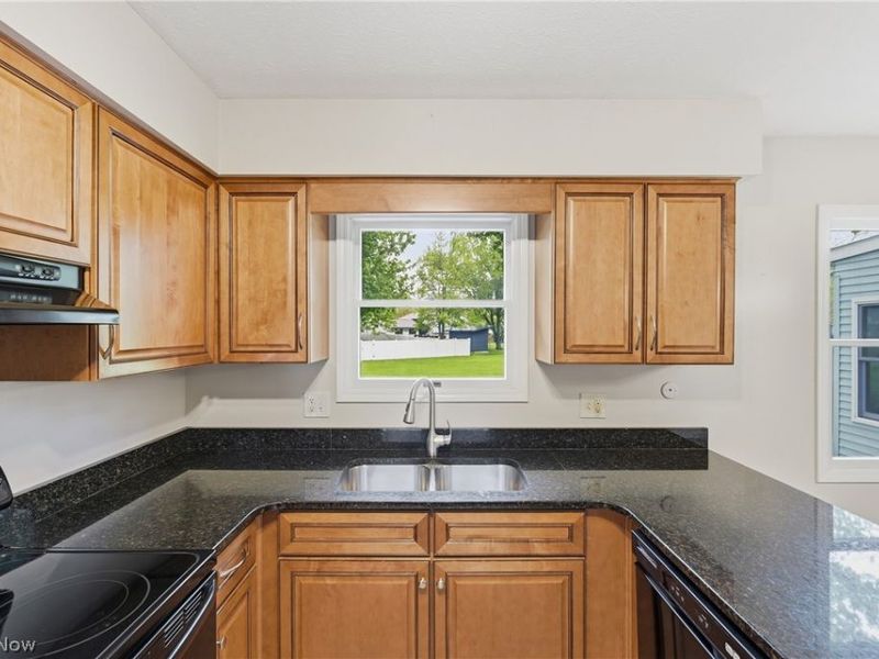 24795 Framingham Drive, Westlake, OH 44145 Photo 22