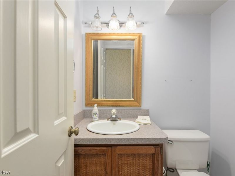 24795 Framingham Drive, Westlake, OH 44145 Photo 42