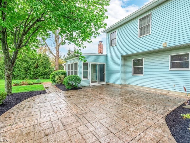 24795 Framingham Drive, Westlake, OH 44145 Photo 6