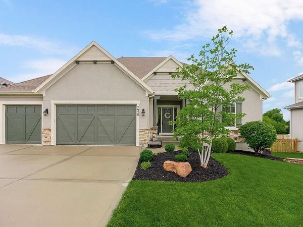 7928 Apache Road, Lenexa, KS 66227