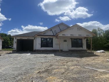 100 Bow Bridge Drive, Berea, KY 40403