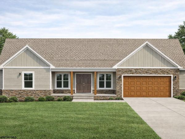 150 Gladstone Circle, Morgantown, WV 26508