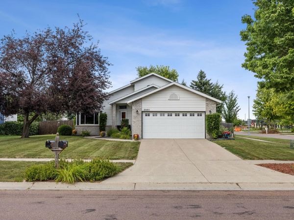 2601 24th Avenue S, Fargo, ND 58103