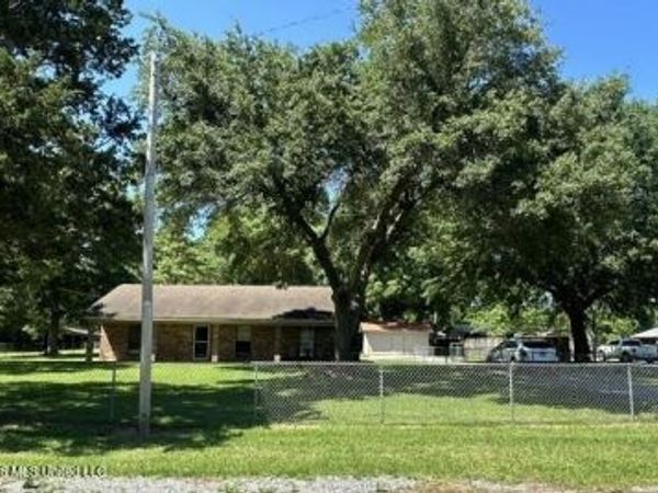 14708 Parker Road, Biloxi, MS 39532