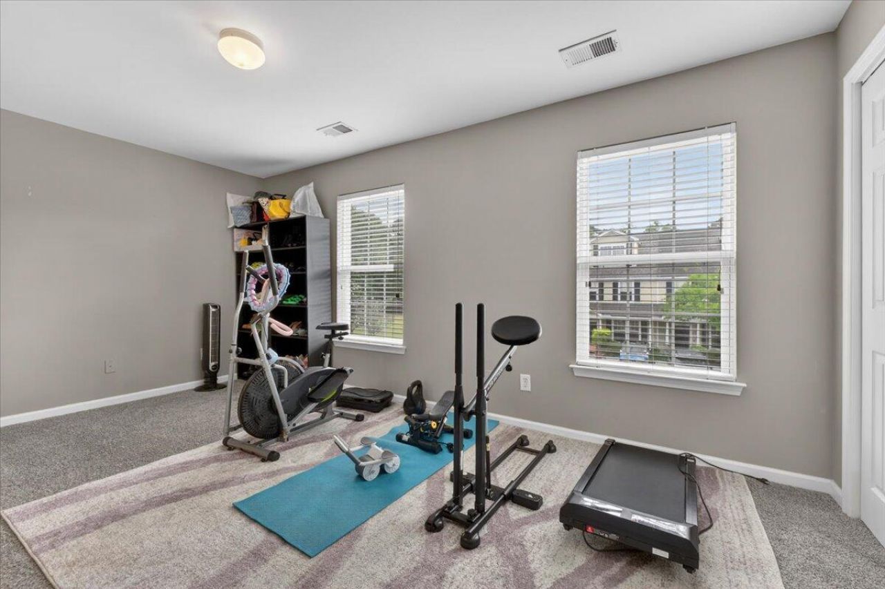 112 Hemingway Photo 15