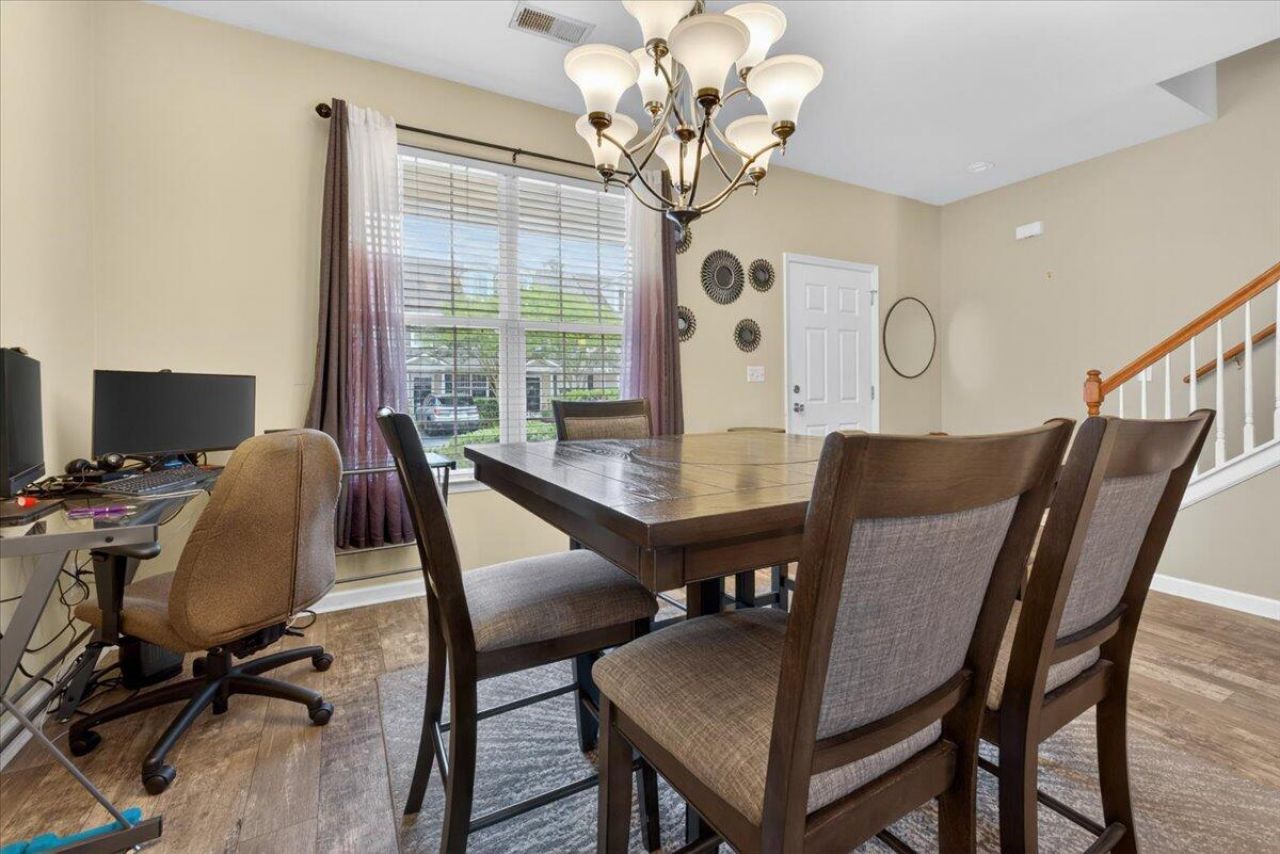 112 Hemingway Photo 6