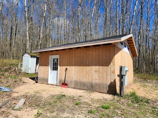 5687 S Frank Smith Road, Chase, MI 49623
