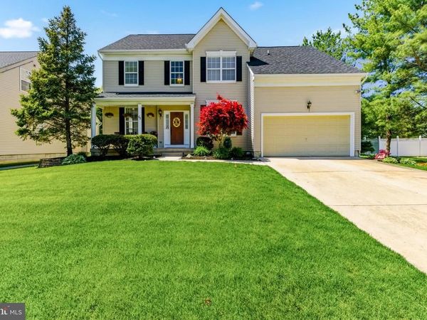 65 FOX HOLLOW LANE , SEWELL, NJ 08080