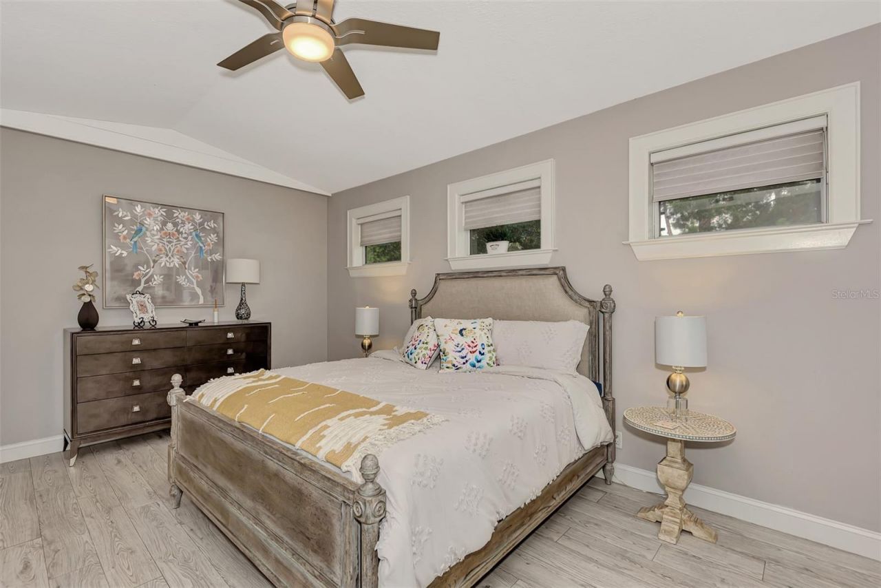 1045 40th Street, Sarasota, FL 34234 Photo