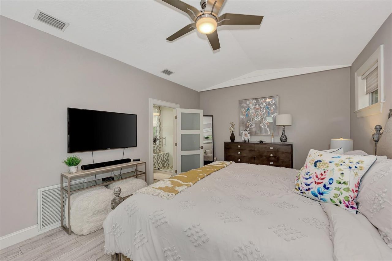 1045 40th Street, Sarasota, FL 34234 Photo