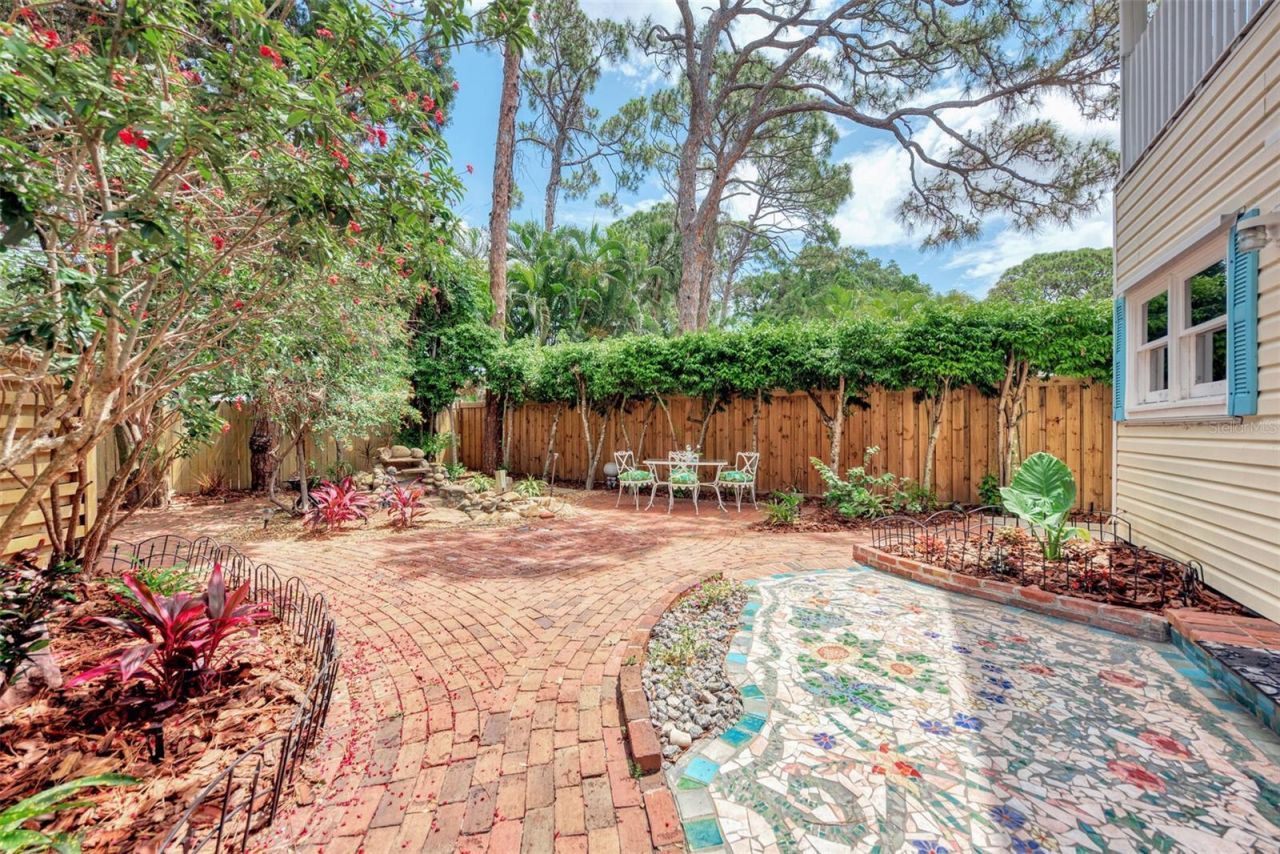 1045 40th Street, Sarasota, FL 34234 Photo