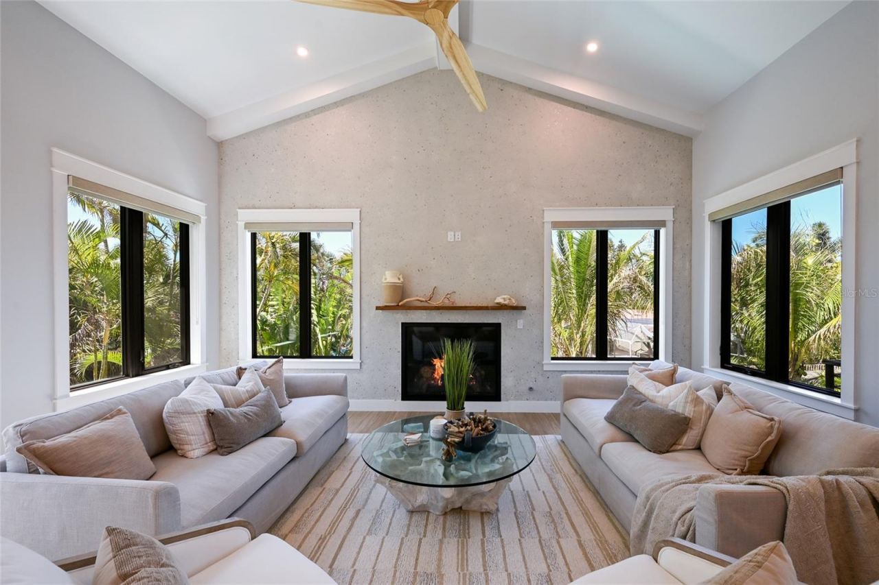 513 N Bay Boulevard, Anna Maria, FL 34216 Photo