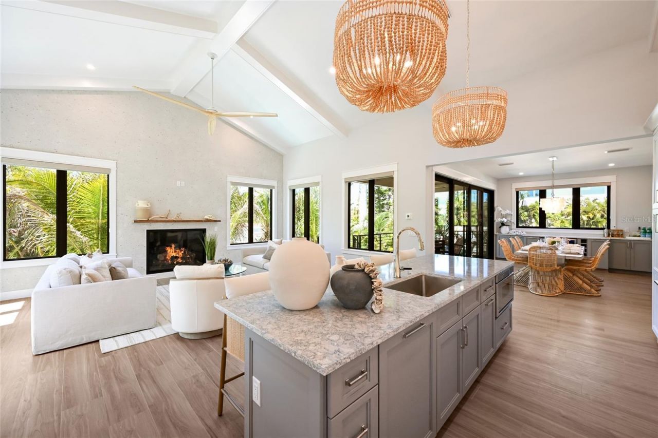 513 N Bay Boulevard, Anna Maria, FL 34216 Photo