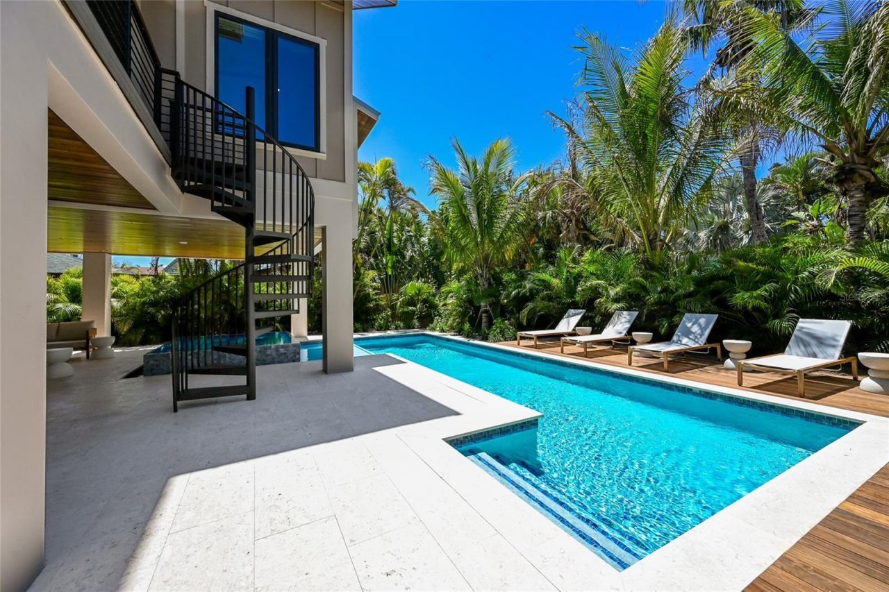 513 N Bay Boulevard, Anna Maria, FL 34216 Photo