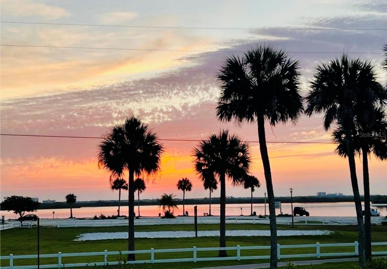 500 S Riverside Drive, Edgewater, FL 32132 Photo