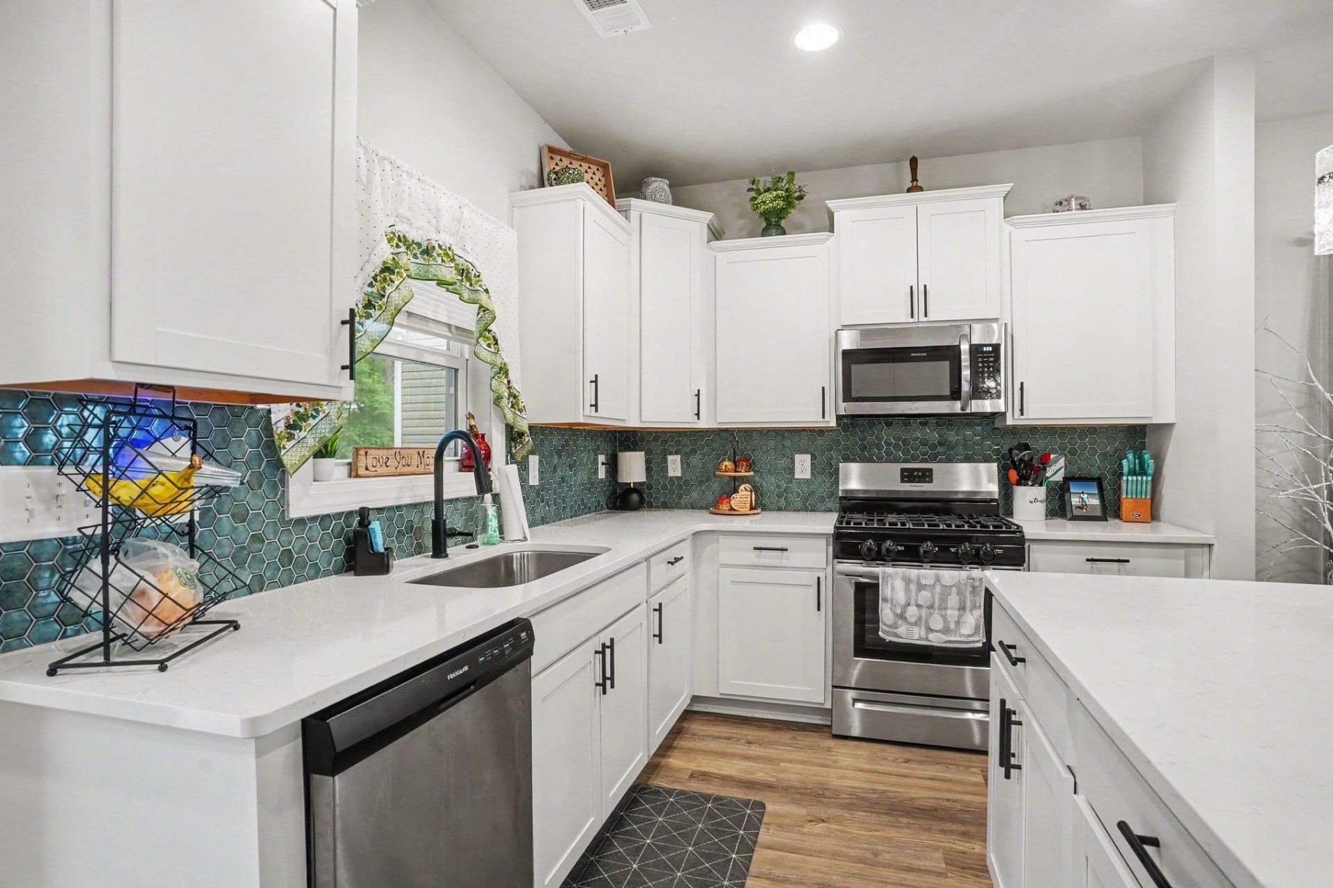 2449 Campton Loop Photo 14