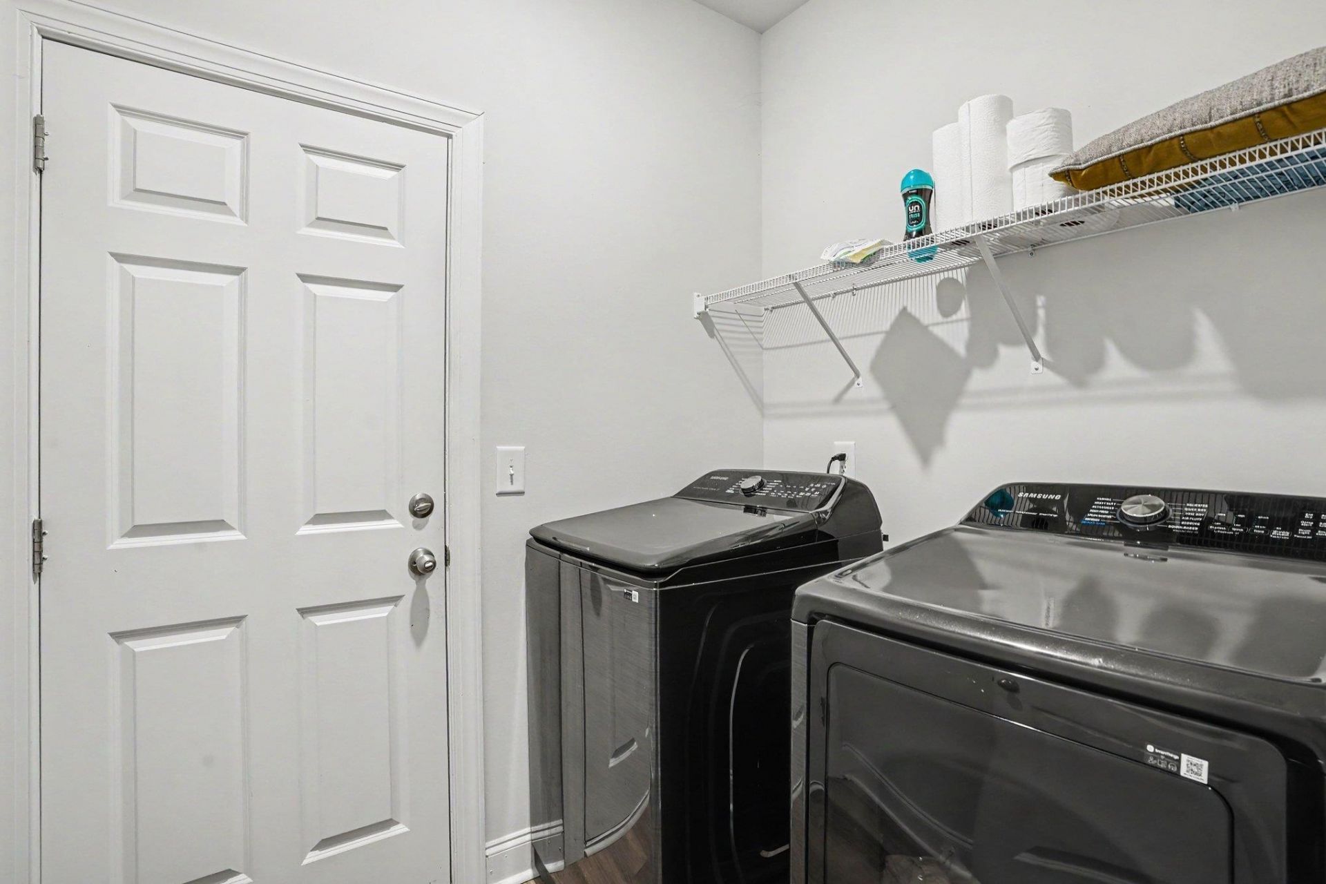 2449 Campton Loop Photo 30