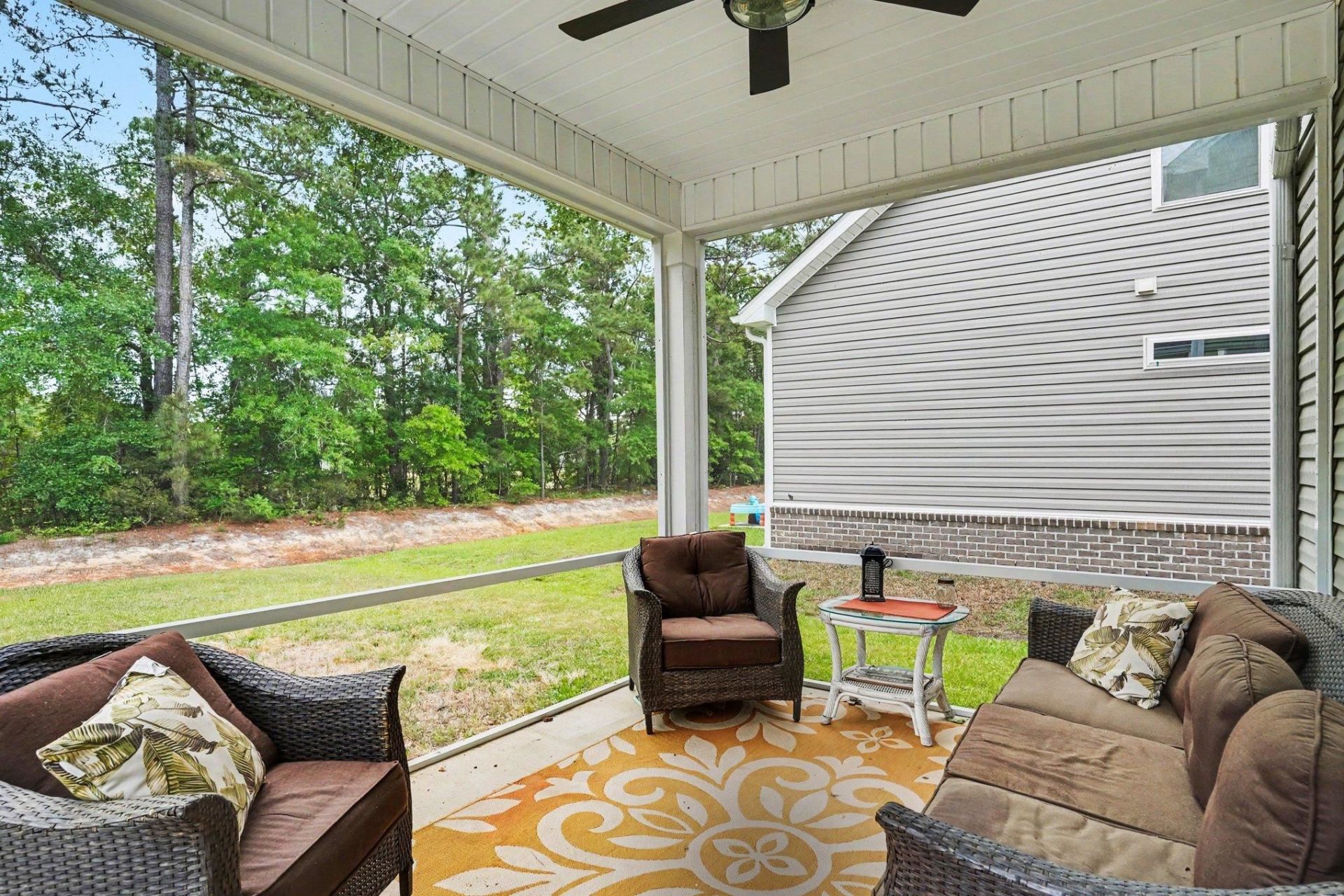 2449 Campton Loop Photo 31