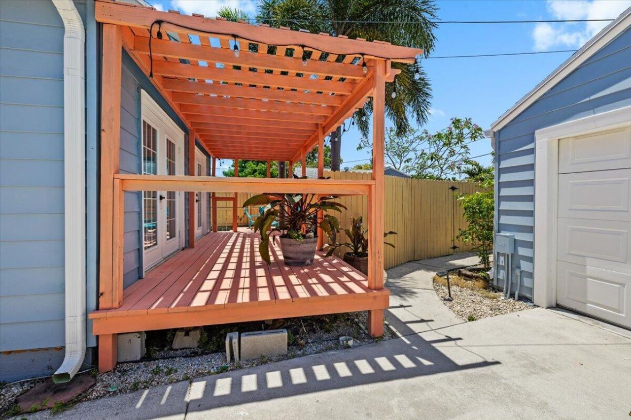 915 N K Street, Lake Worth Beach, FL 33460 Photo