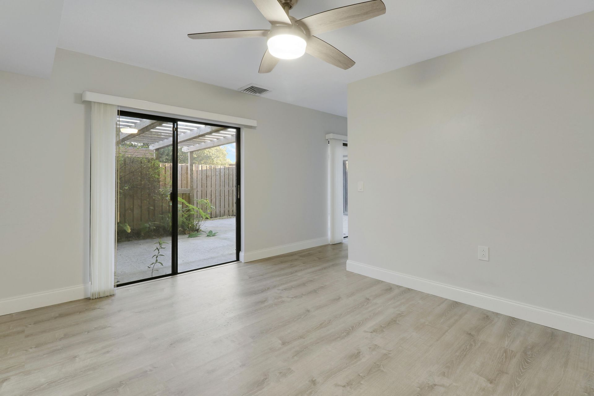 2316 23rd Lane, Palm Beach Gardens, FL 33418 Photo