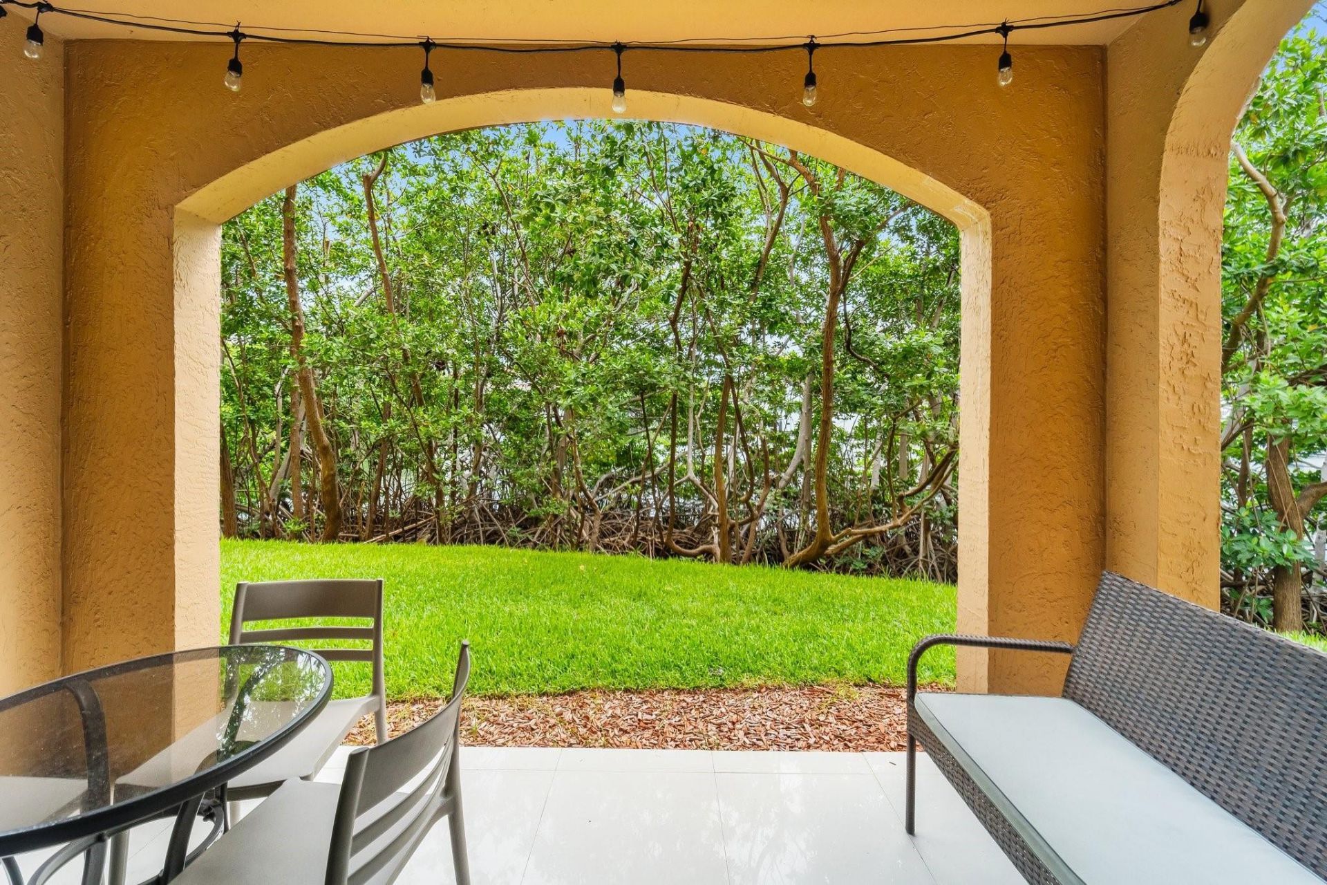 19999 E Country Club Drive, Unit 1108, Aventura, FL 33180 Photo