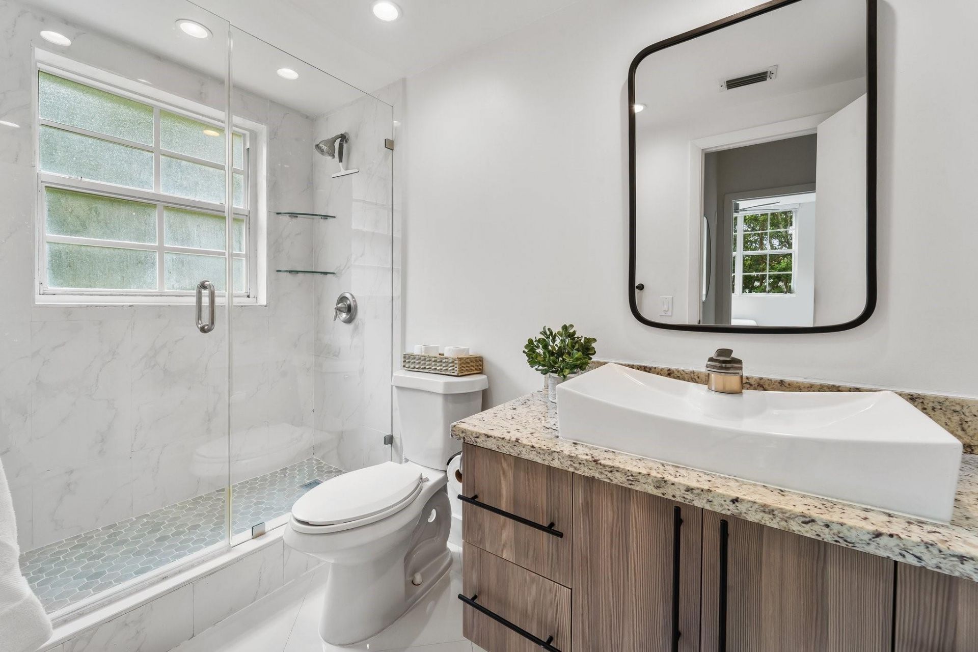 19999 E Country Club Drive, Unit 1108, Aventura, FL 33180 Photo