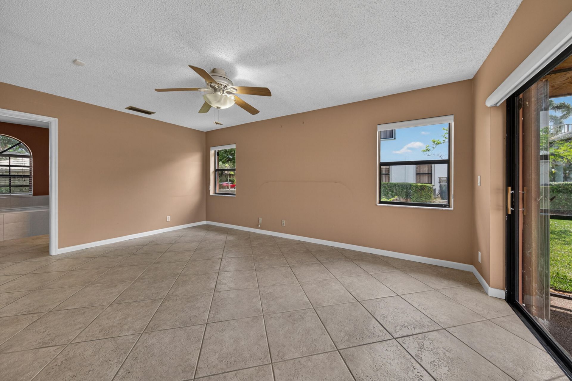 6266 NW 54th Drive, Coral Springs, FL 33067 Photo