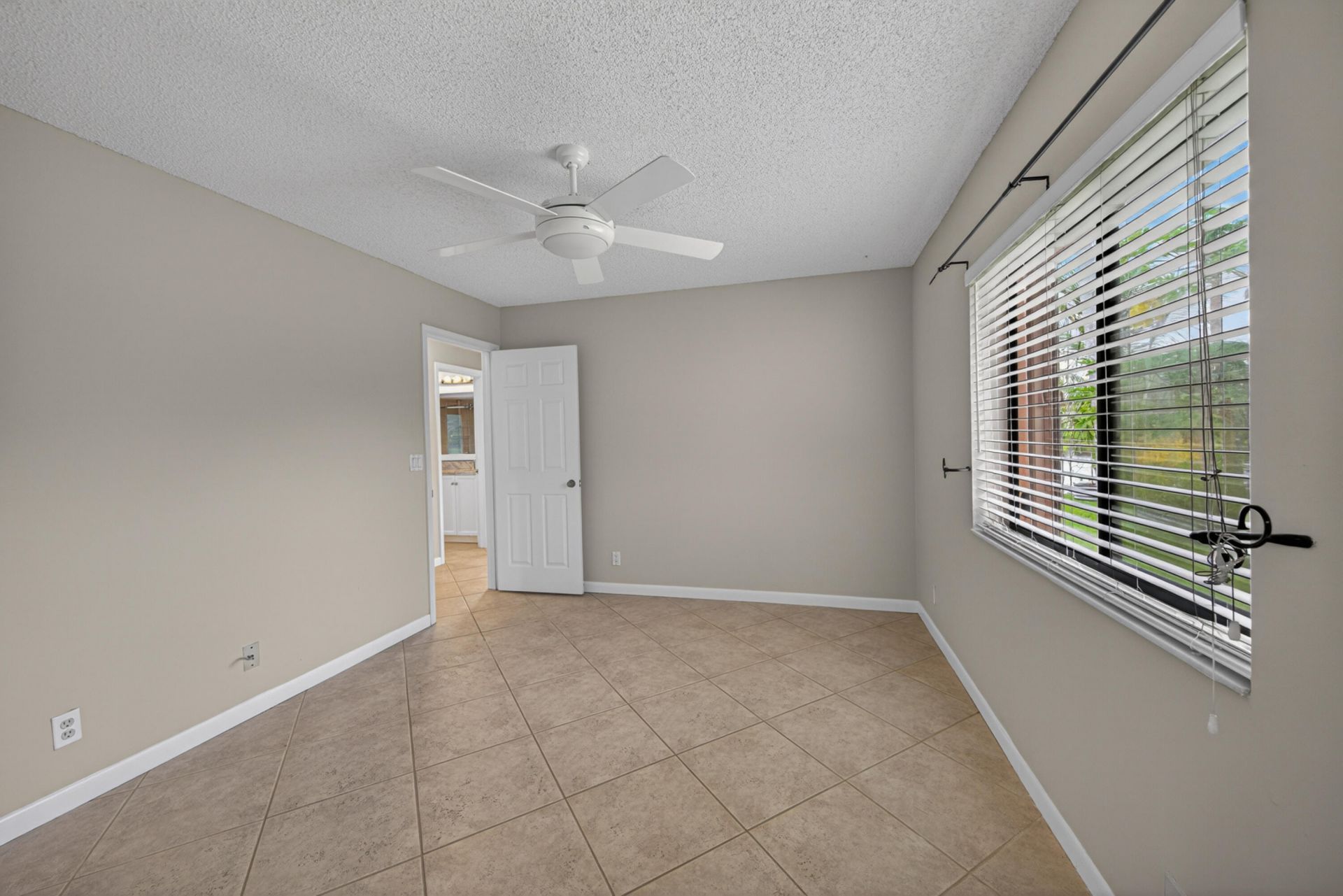 6266 NW 54th Drive, Coral Springs, FL 33067 Photo