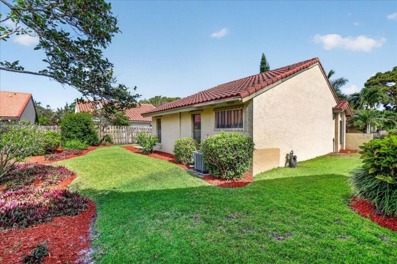1235 NW 21st Terrace, Delray Beach, FL 33445 Photo