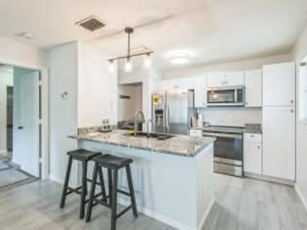 6537 SE Federal Highway, Unit 202, Stuart, FL 34997