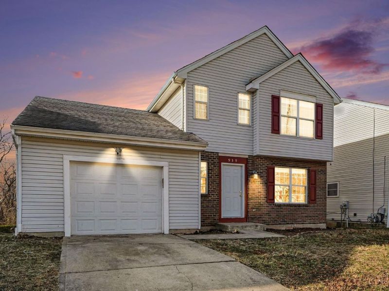 939 Venetian Terrace, Cincinnati, OH 45224 Photo 2