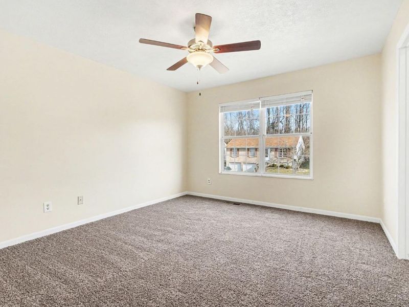 939 Venetian Terrace, Cincinnati, OH 45224 Photo 21